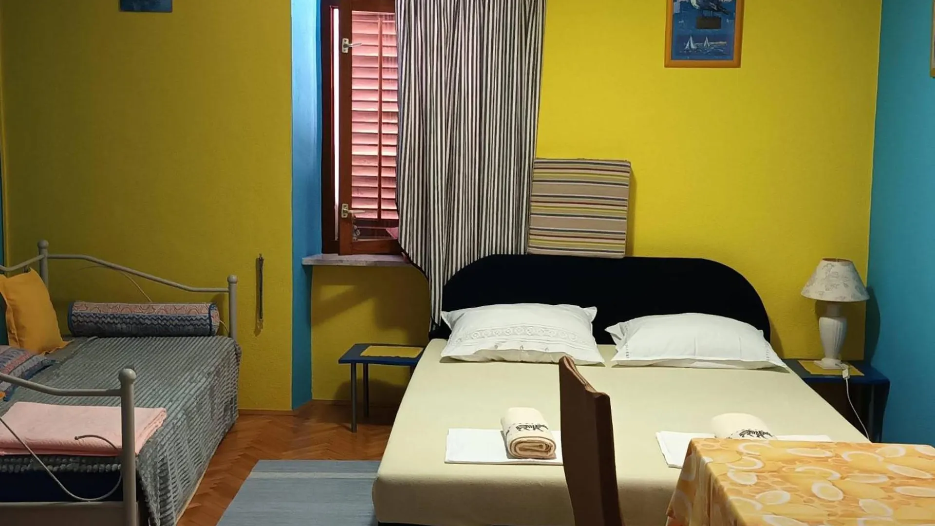 Cozy Studio Apartments With Terrace Near Kastela Promenade