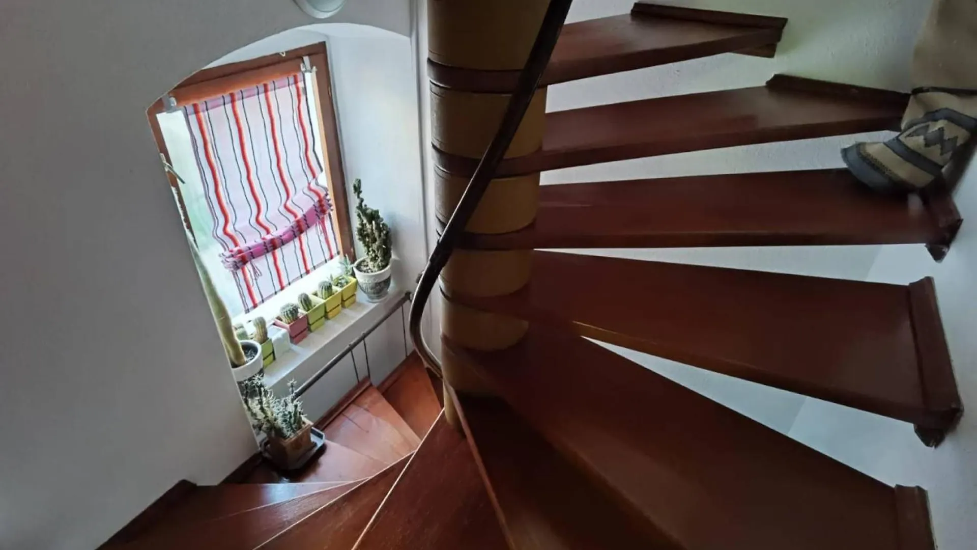 Guest house Cozy Studio Apartments With Terrace Near Kastela Promenade