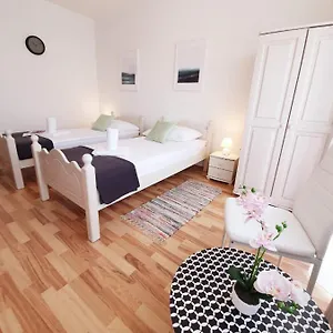 3* Hotel Roko