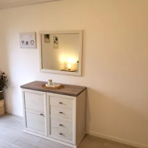  Apartment Maris