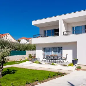 Marin 1 Kaštela